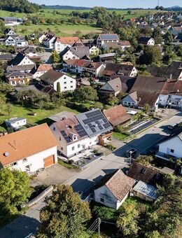 Charmante Doppelhaushälfte mit Wohlfühlcharakter - Kamin, Schwedenofen & Wintergarten inklusive! - Tengen