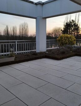 3,5-Zi.-Penthousewohnung mit Seeblick und großer Dachterrasse - PROVISIONSFREI - Hilden