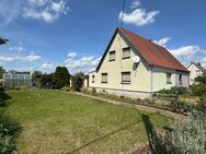 Doppelhaushälfte mit Kamin, in ruhiger Lage - nahe der Kleinraschützer Heide - Großenhain