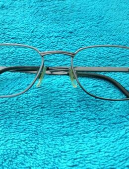 Brille mit Sehstärke, siehe auf den Fotos - Kassel Brasselsberg