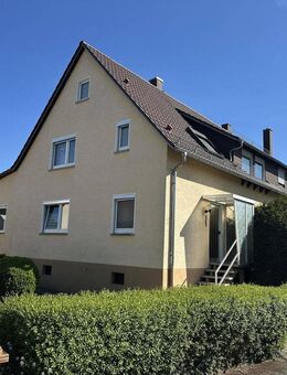 Großzügige Doppelhaushälfte mit zwei Wohnungen in ruhiger Wohnlage - Siegelsbach