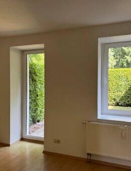 1-Raum Wohnung mit Terrasse in Waldheim - Waldheim