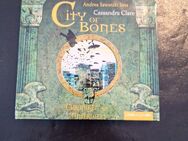 Chroniken der Unterwelt 01. City of Bones von Cassandra Clare - Essen