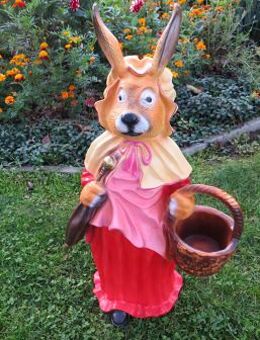 Dekofigur Hasenfrau mit Korb und Schirm Ostern Osterhase - Hergisdorf