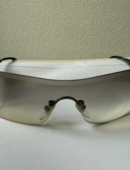 Modische Bulgary Sonnenbrille, neuwertiger Zustand - Lottstetten