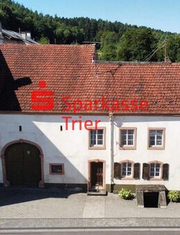 Denkmalgeschützes Quereinhaus mit viel Potential - Trassem