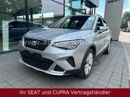 Seat Arona, 1.0 TSI Xperience 110PS, Jahr 2022 - Waging (See)