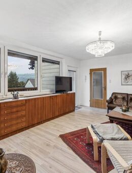Gepflegtes Wohnhaus mit diversen Nutzungsmöglichkeiten - Weidenberg