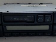 DB-Cassetten-Radio, Modell Classic aus unserer Oldtimer-Auflösung - Simbach (Inn) Zentrum