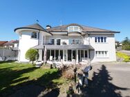 Repräsentative Villa mit Pool - ideal als Einfamilienhaus oder großzügiges Mehrgenerationenhaus - Schlangen