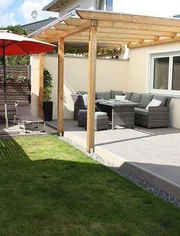 neuwertige Doppelhaushälfte mit Doppelgarage, Bj. 2019 in ruhiger Lage bei Regenstauf / Ponholz - Maxhütte-Haidhof