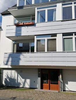 Sanierte 3-Zimmer-Wohnung mit Loggia, in Riensberg. - Bremen