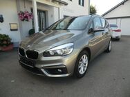 BMW 218 d Active Tour. Glasdach/Navi/8-fach Alu/AHK - Mickhausen