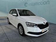 Skoda Fabia, 1.0 MPI Active, Jahr 2020 - München