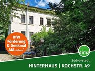 Schöne Familienwohnung mit Südbalkon, Tageslichtbad mit Wanne, Gästebad mit Dusche, Keller u.v.m. - Leipzig