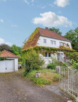 Sanieren oder Neubau? Hier ist beides möglich - Herrenhaus mit viel Grundstück in Bremen-Huchting - Bremen