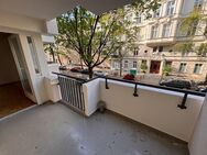 Charlottenburg: Eislebener Str: LEERE 4-Zi-Whg, 92m² - 1.OG + SÜD-Loggia - FREI ab SOFORT - Berlin