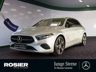 Mercedes A 250, Progressive Advanced Plus, Jahr 2023 - Menden (Sauerland)