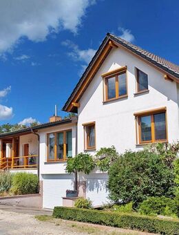 hochwertiges Einfamilienhaus mit zusätzlichen Nutzungsmöglichkeiten (Büro, Wohnen und Gewerbe, Einliegerwohnung) in Roßlau OT Meinsdorf - Dessau-Roßlau