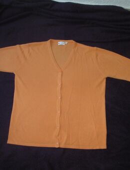 NEU * Klassisch * edel * wie Kaschmir * Cashmère * Fein- Strickjacke * Cardigan "FABIANI" Gr. 42- 44/ M- L * apricot * peach * - Riedlingen