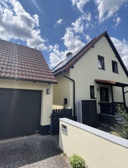 Familienfreundliches Einfamilienhaus mit traumhaftem Ausblick in Hagenbüchach - Hagenbüchach