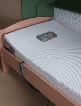 TRIER: Seniorenbett, elektr. verstellb., 1x2 m, Abholung - Igel