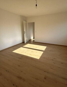 Renovierte, teilw. sanierte Wohnung perfekt für die Einzelperson - Mannheim