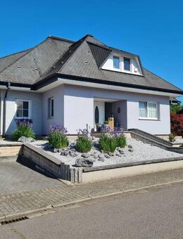 Exklusives EFH in toller Lage von Saarwellingen - Saarwellingen