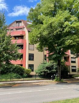 Top renovierte 2-Zi.-Penthouse-Wohnung mit Garage und großer Terrasse - Rastatt