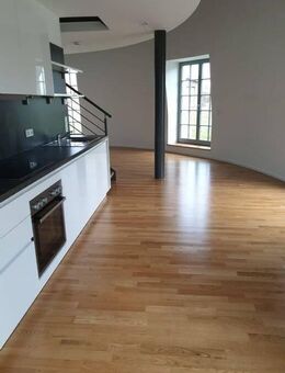 3 Zimmer Galeriewohnung mit Terrasse und eigenem Garten - Leipzig