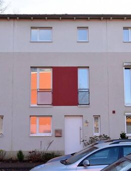 Modernes und geräumiges Reihenmittelhaus mit 2 PkW-Stellplätzen - Buchholz (Nordheide)