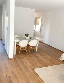 NEU! WOHNTRAUM: 4-Zi.-Erdgeschoss-Wohnung | Terrasse mit Garten|Fußbodenheizung | Aufzug | uvm. - Roth (Bayern)