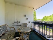 Lichtdurchflutete 2-Zimmer-Dachgeschosswohnung mit Loggia & Blick ins Grüne am Steglitzer Stadtpark - Berlin