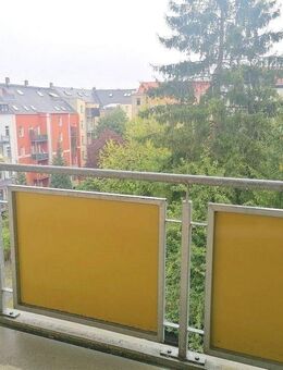 !! 3-Zimmer-Wohnung mit Fußbodenheizung und PKW-Stellplatz in ruhiger Nebenstraße !! - Chemnitz