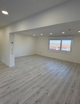 4 Zimmer-Wohnung mit Balkon mit schöner Aussicht in Bretten-Rinklingen - Bretten
