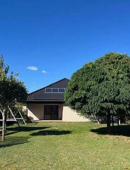 Energieeffizient, pure Natur, Sackgassenlage, 6 Zimmer, Wärmepumpe, große PV-Anlage und noch eine Doppelgarage :-) PROVISIONSFREI - Boizenburg (Elbe)