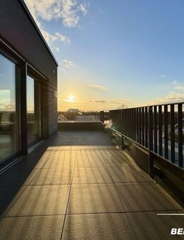 BERK Immobilien - Goldene Stunde im eigenen Zuhause - mit Rundumblick und Schlosskulisse - Aschaffenburg