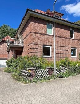 Charmantes Kaffeemühlenhaus - Ein-/ Zweiparteienhaus mit großem Garten und Garage in Idensen - Wunstorf