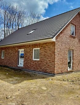 Familientraum mit Gestaltungsfreiheit großzügiges Haus auf großem Grundstück - Schwissel