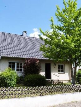 Einfamilienhaus mit schönem Garten - Wittmar