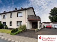 Zweigenerationenhaus! Zweifamilienhaus mit Doppelgarage auf großem Kaufgrundstück (ca. 1383 m²) in Recklinghausen-Suderwich - Recklinghausen