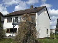 Gepflegtes Einfamilienhaus mit Doppelgarage in Korbach - Korbach (Hansestadt)