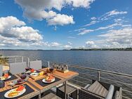 Kommen Sie an Bord! Wasserhaus mit Bootsliegeplatz im Schlei-Fjord - Schleswig