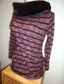 Kleid mit Rollkragen und Taschen - Größe M - Freilassing