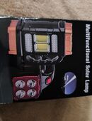 Neu 4 LED Solar Tragbare Leuchte in 12043