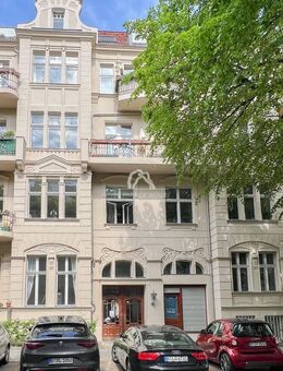HELL, RUHIG, GEPFLEGT - 2-ZIMMER-ALTBAUWOHNUNG MIT BALKON IN FRIEDENAU I PROVISIONSFREI - Berlin