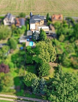 Privates Refugium in Radebeul! Villa mit Park, Pool & zeitloser Eleganz! Provisionsfrei! - Radebeul