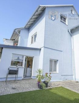 2 Wohnungen mit Werkstatt & 3 Garagen - Wohnen und Arbeiten kombiniert - Weisendorf