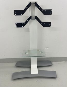 Tv Bodenständer - München
