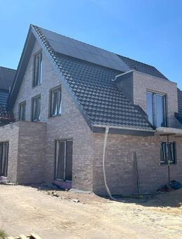 Wohnvergnügen satt! Moderne Erdgeschosswohnung im Doppelhaus in Nordwalde - Nordwalde